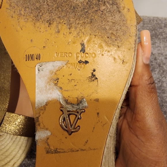 VC by Vince Camuto metallic platform shoes - Picture 9 of 15